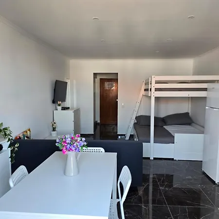Studio Rua Dos Bares Em Albufeira Exterior photo